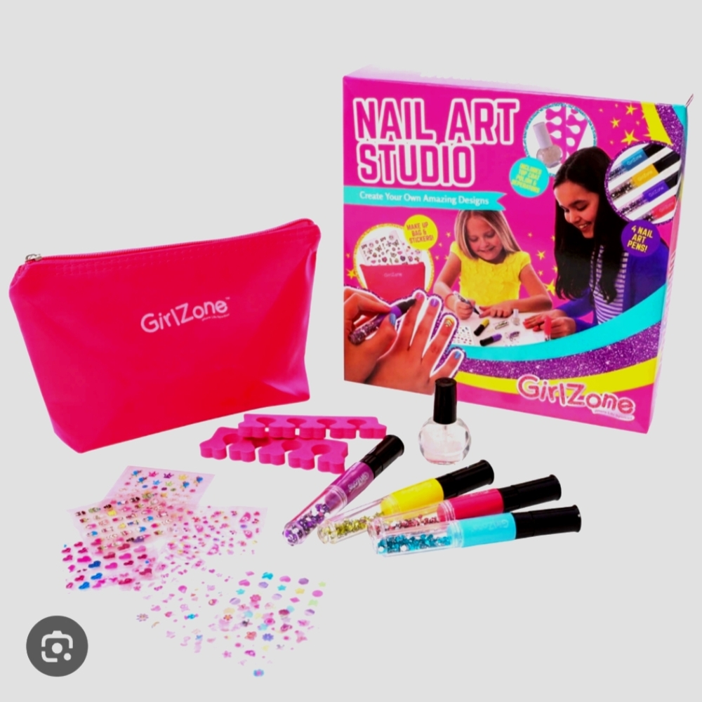Nail Art Studio - GirlZone  New with Tags